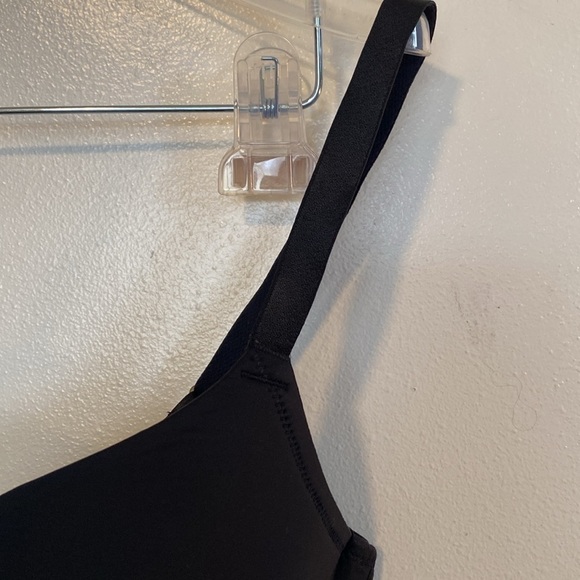 Natori  black Soft Comfort Seamless Revelation contour padded underwire Bra - Picture 3 of 12